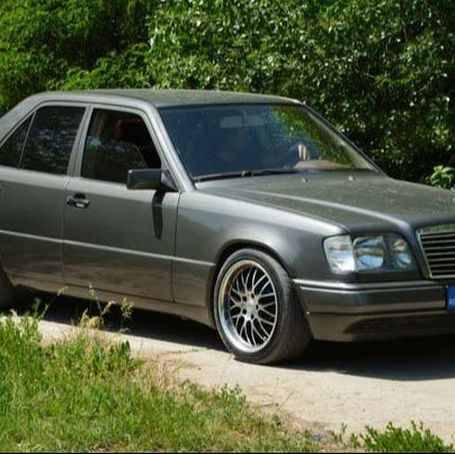 Mercedes 124E Перетяжка салона в кожу